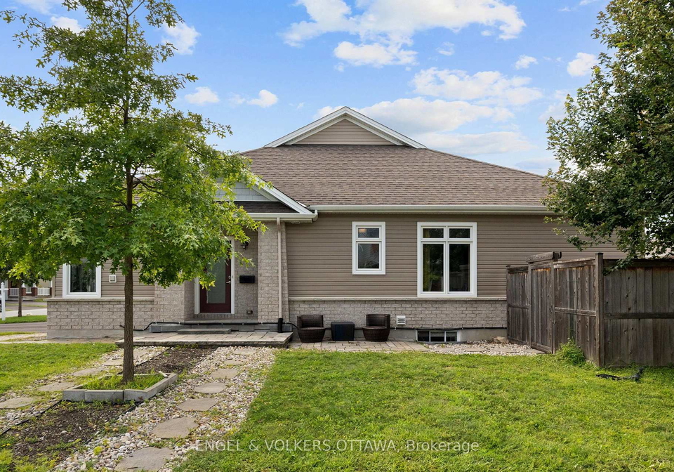 538-silverbell-crescent-ottawa-ontario-x13717652