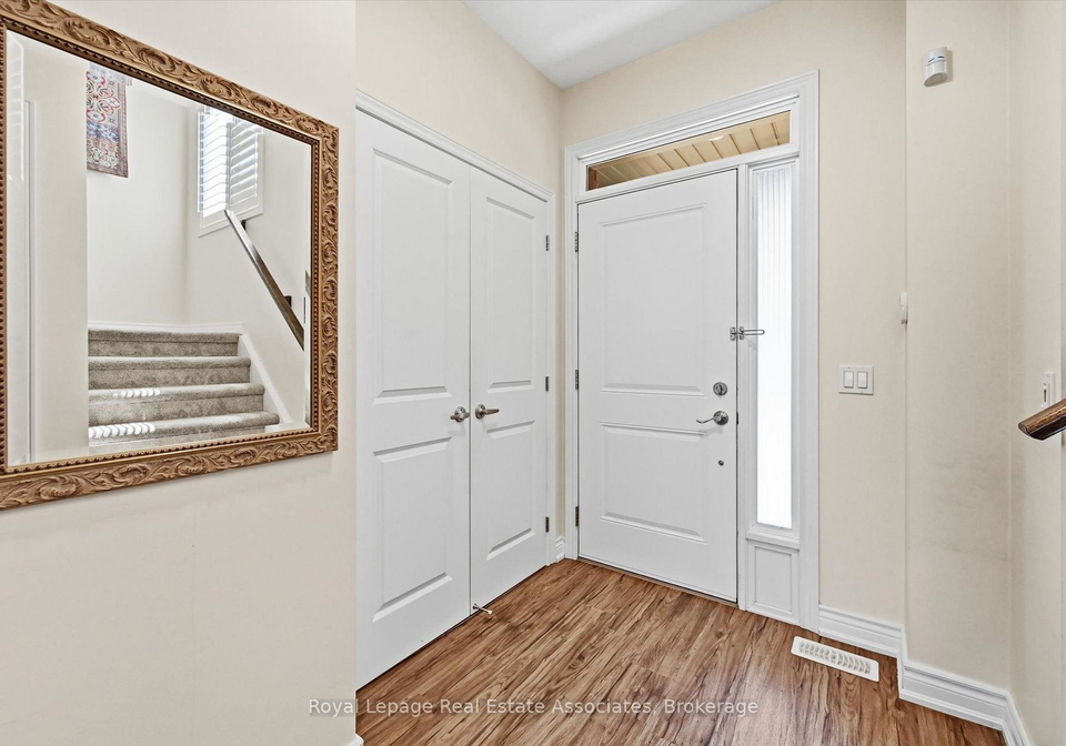 1-southshore-crescent-hamilton-ontario-x13717672