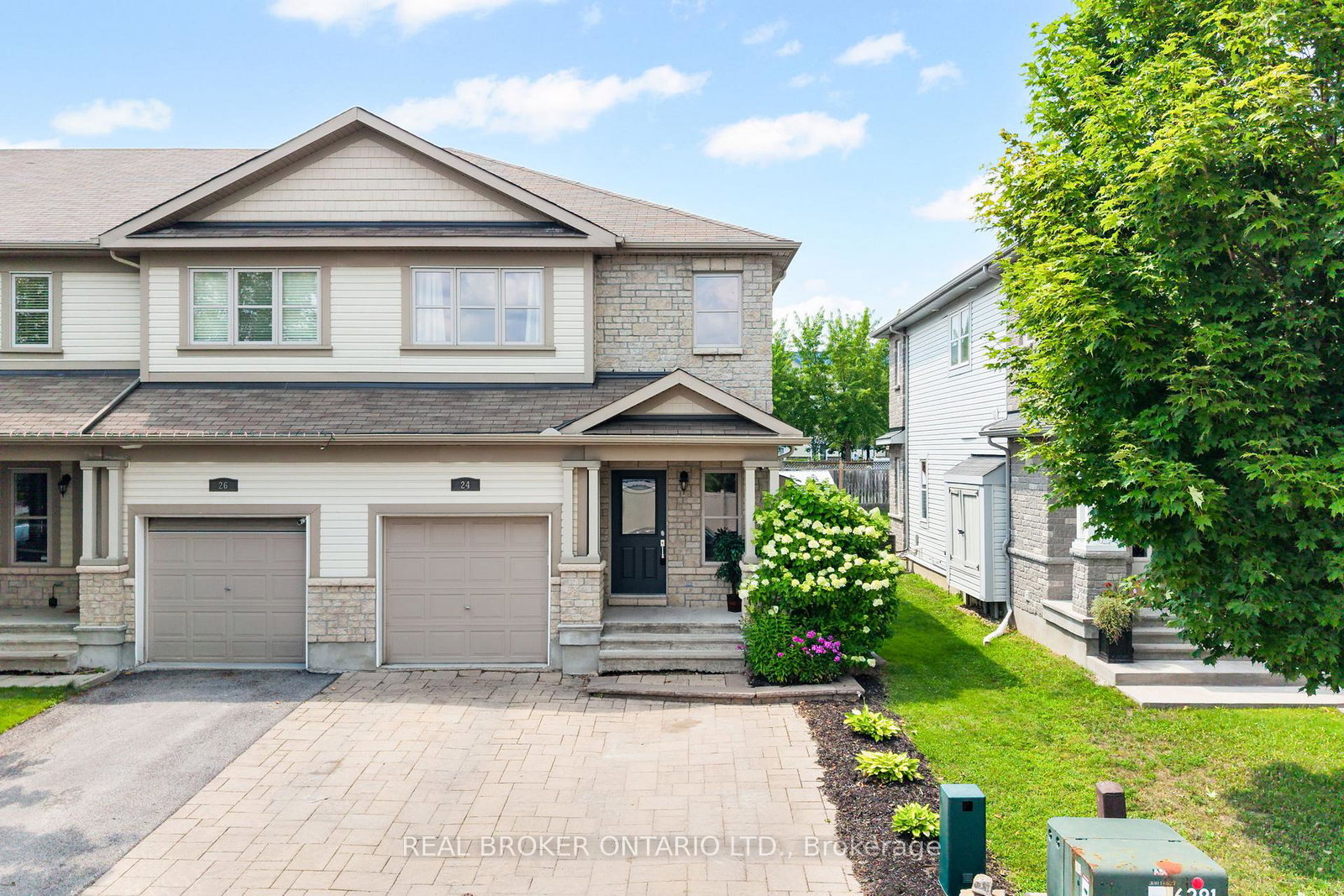 24-hackberry-trail-carleton-place-ontario-x13717674