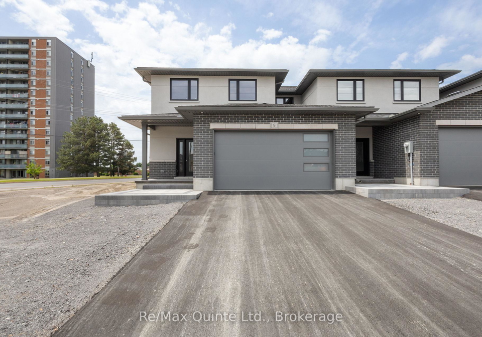8-stinson-avenue-belleville-ontario-x13717748