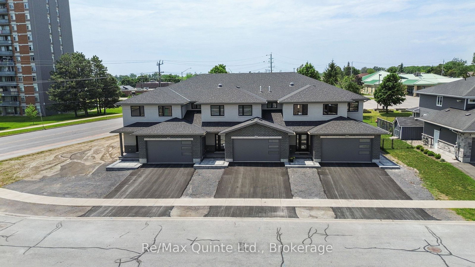 10-stinson-avenue-belleville-ontario-x13717756