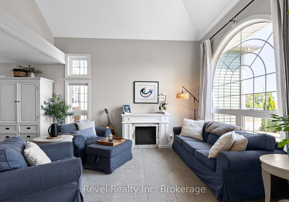 5-avery-court-parry-sound-ontario-x13717774