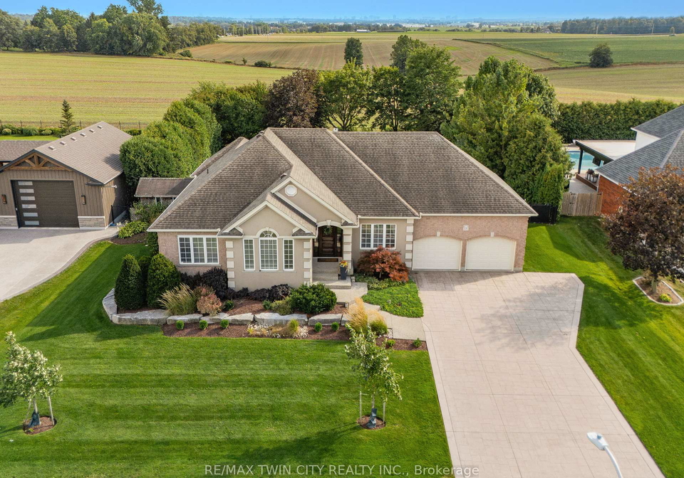 26-weberlyn-crescent-woolwich-ontario-x13717928