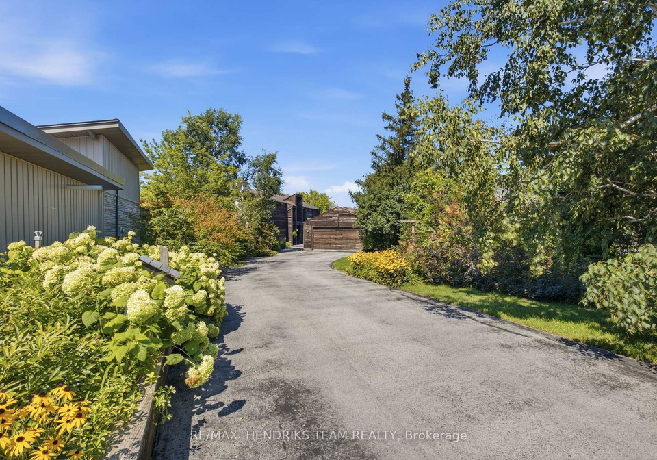 10-vergorda-circle-st-catharines-ontario-x13718080