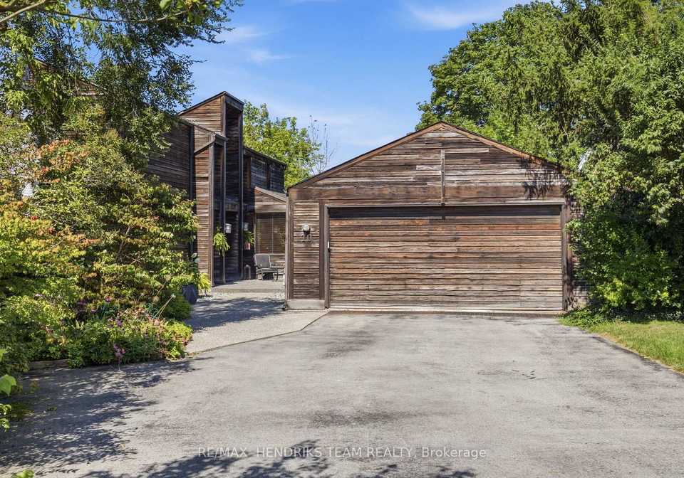 10-vergorda-circle-st-catharines-ontario-x13718080