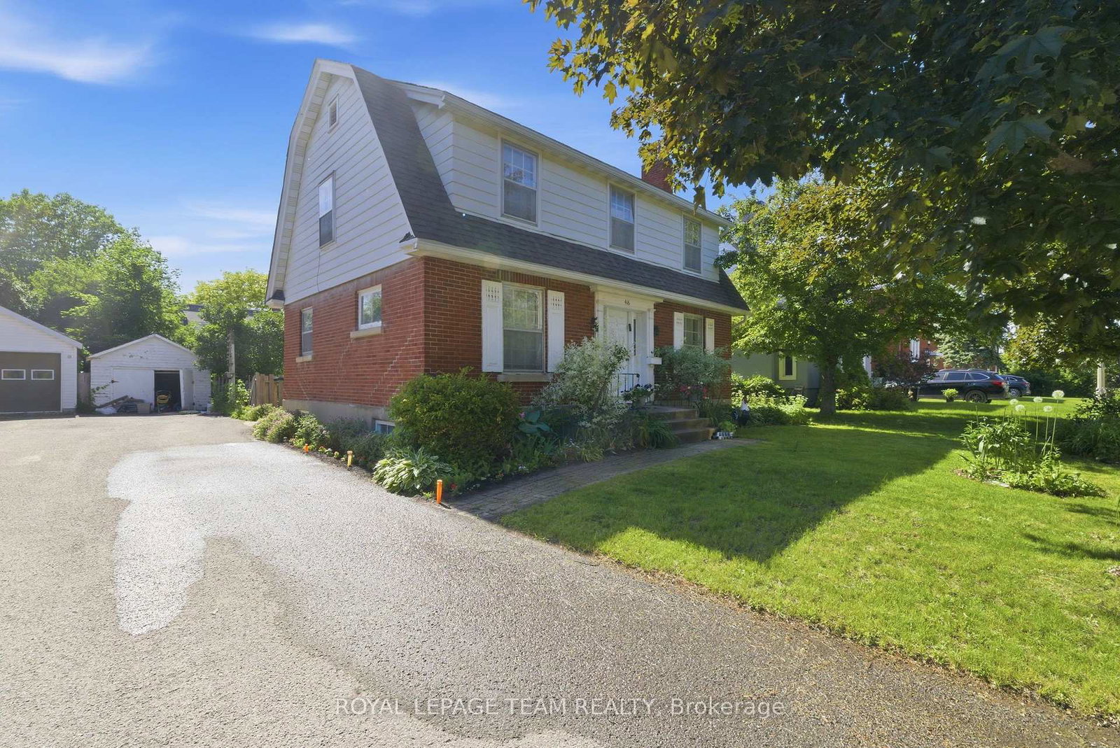 416-tweedsmuir-avenue-ottawa-ontario-x13718120