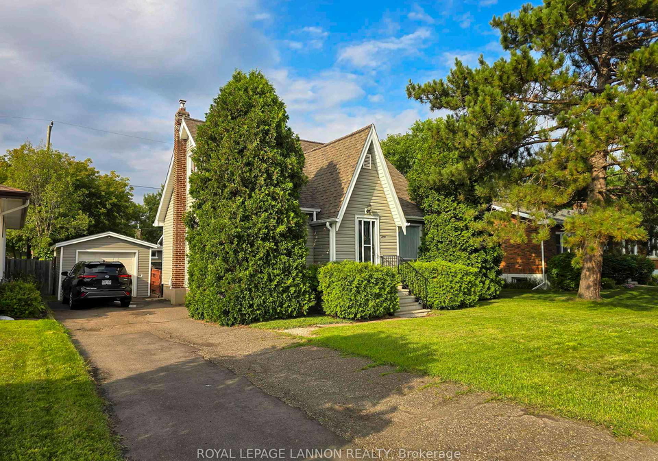 2219-arthur-street-e-thunder-bay-ontario-x13718132
