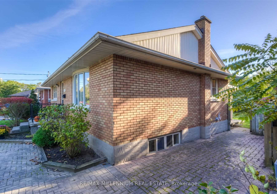 135-byron-avenue-kitchener-ontario-x13718214