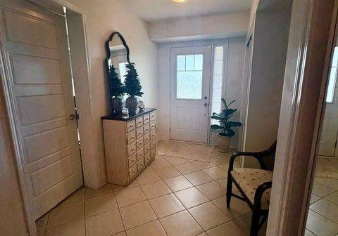 22-spring-creek-drive-hamilton-ontario-x13718308