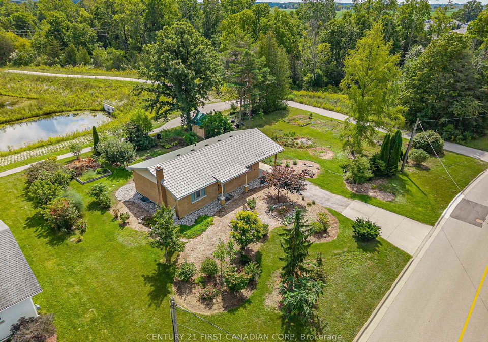 52-gill-road-lambton-shores-ontario-x13718396