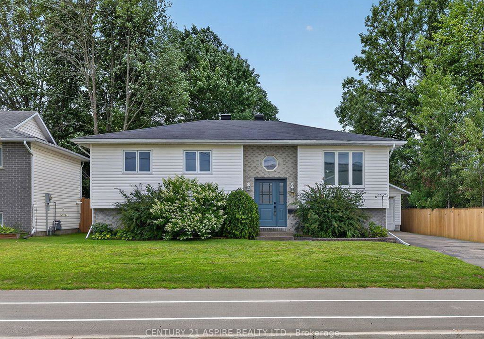 50-portage-road-petawawa-ontario-x13718460