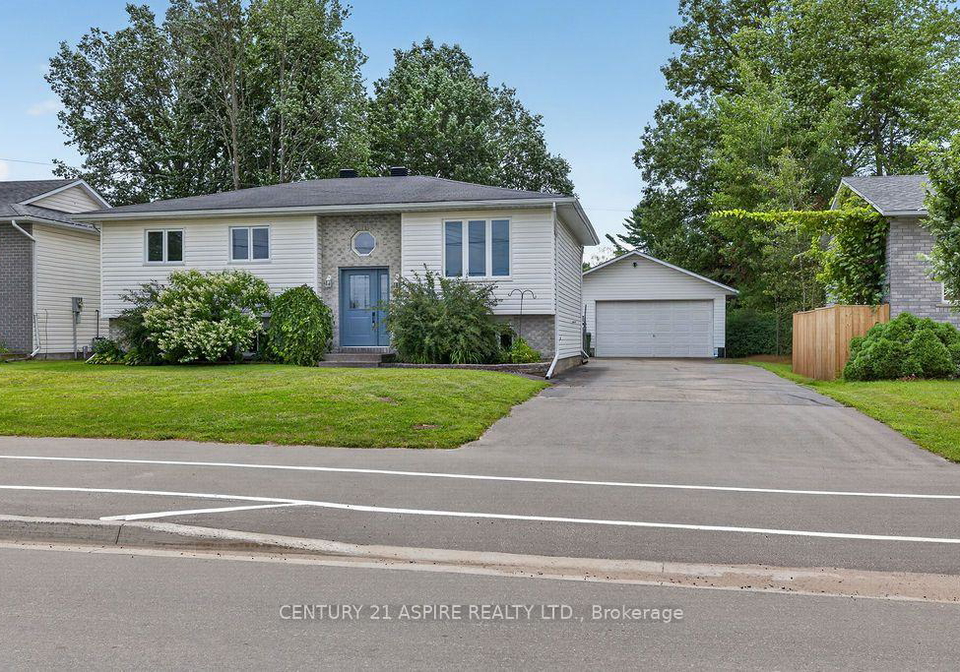 50-portage-road-petawawa-ontario-x13718460