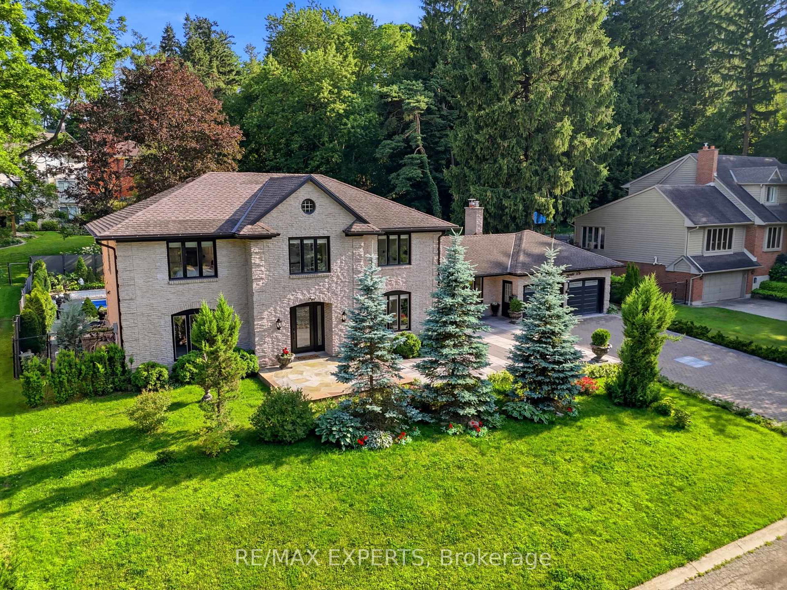 28-stonegate-drive-hamilton-ontario-x13718472