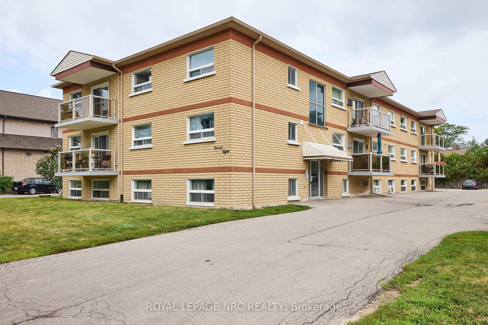 98-woodlawn-road-welland-ontario-x13718576