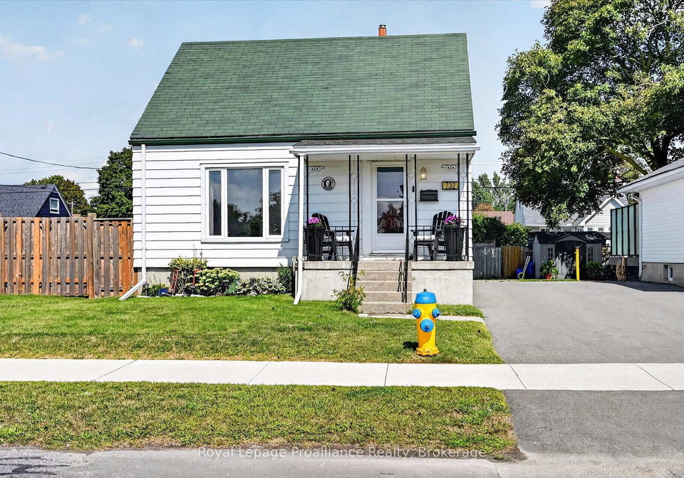 732-gillespie-avenue-peterborough-ontario-x13718608