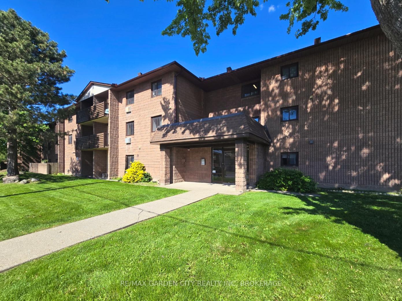 72-e-main-street-e-port-colborne-ontario-x13718798