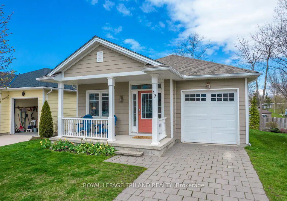 17-village-gate-lambton-shores-ontario-x13718814