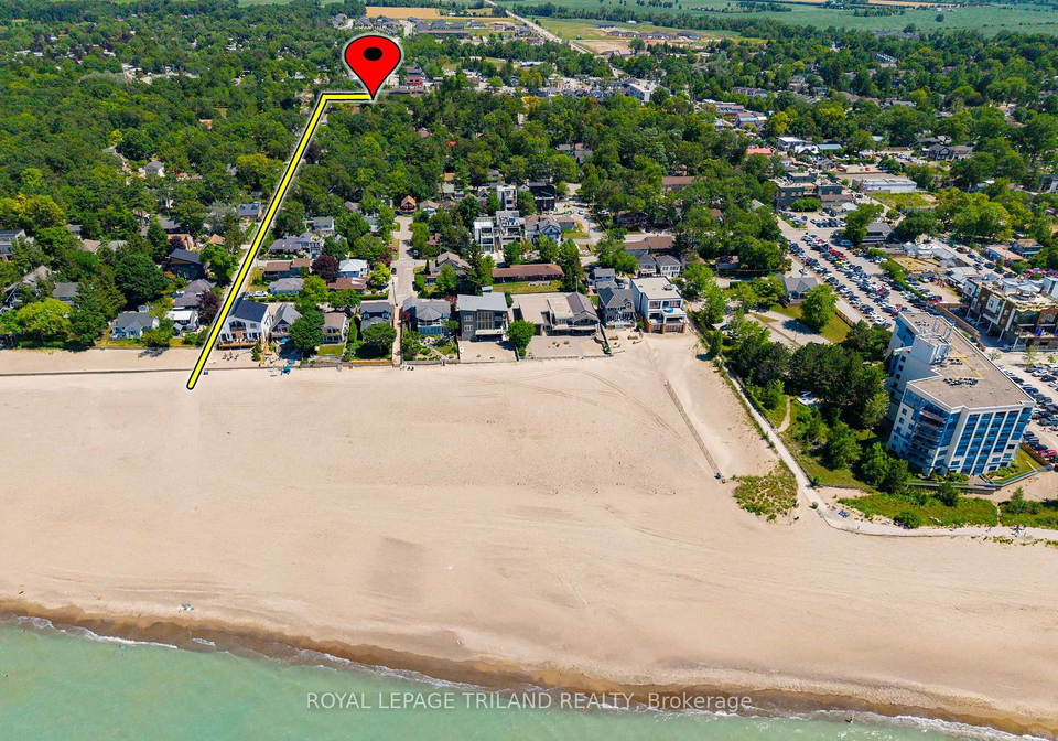 17-village-gate-lambton-shores-ontario-x13718814