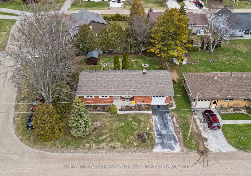 33960-queen-street-bluewater-ontario-x13718860