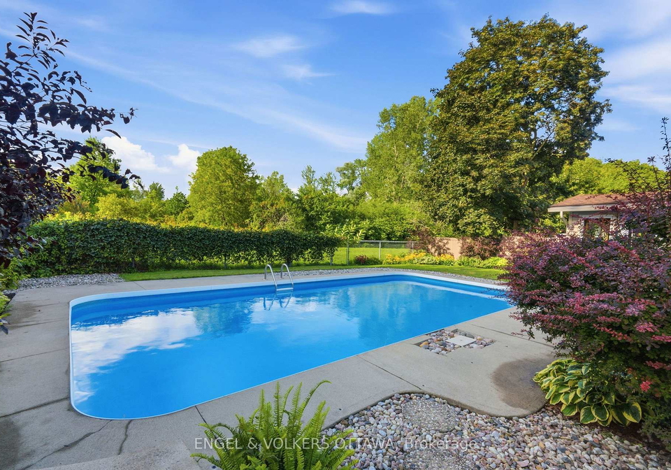 885-plante-drive-ottawa-ontario-x13718906