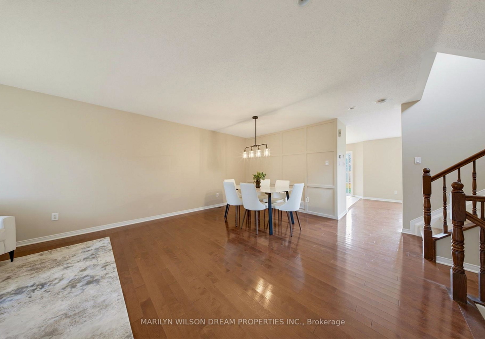32-valencia-street-ottawa-ontario-x13718974