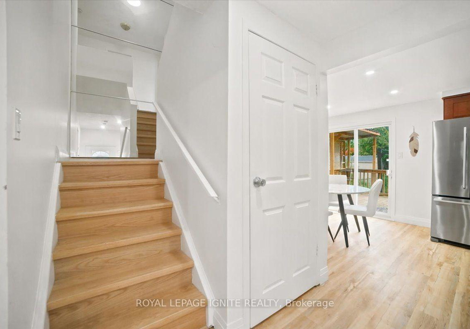 6-upton-crescent-guelph-ontario-x13719014