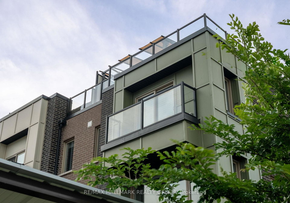 583-takamose-private-ottawa-ontario-x13719116