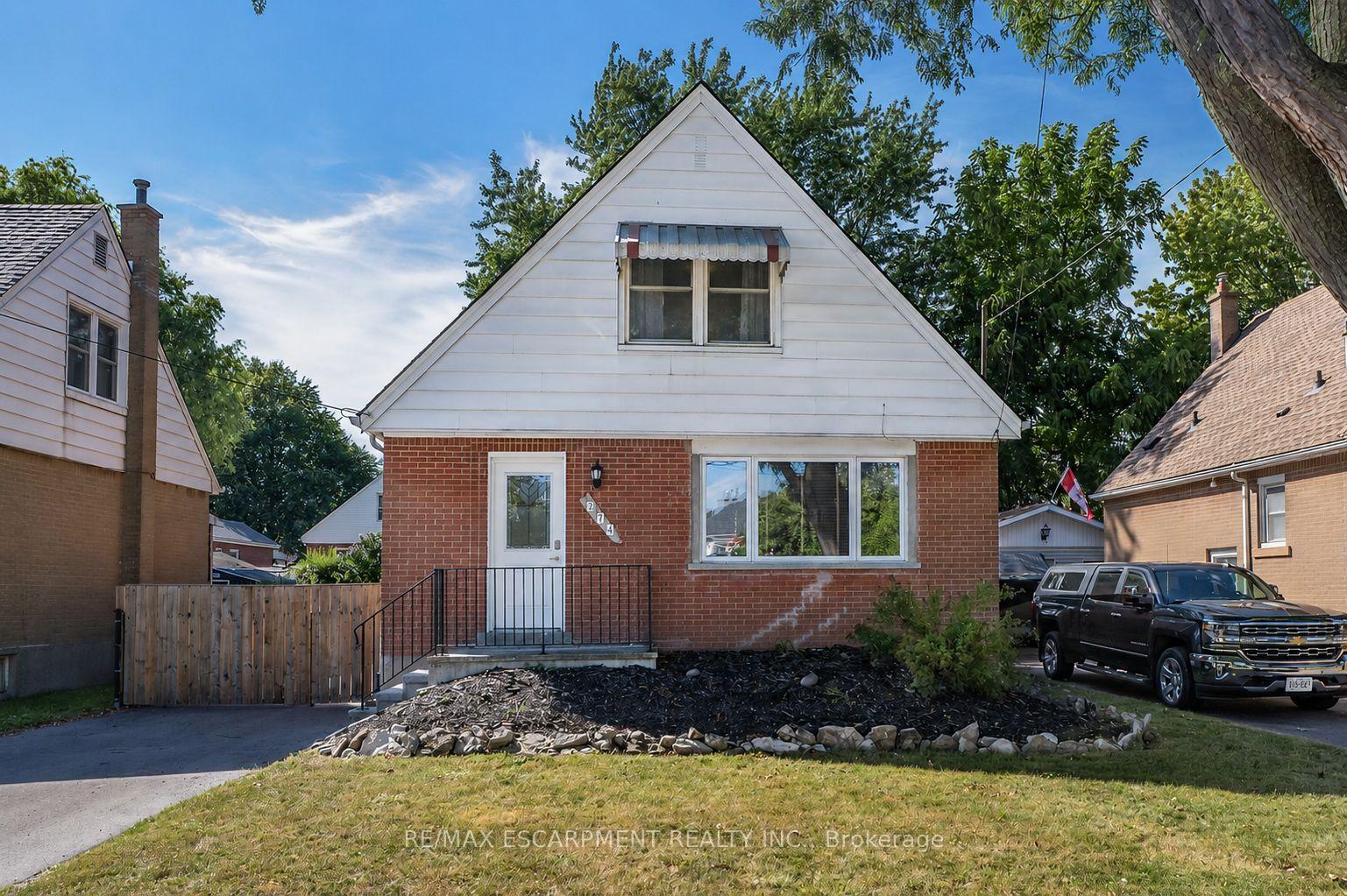 274-east-38th-street-hamilton-ontario-x13719244