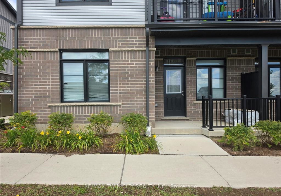60-oat-lane-kitchener-ontario-x13719314