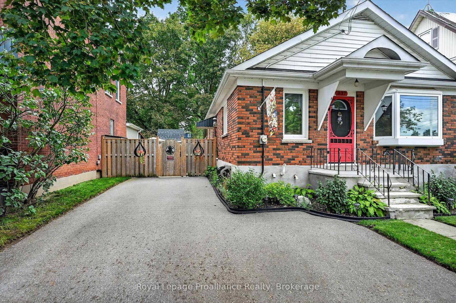 837-sherburne-street-peterborough-ontario-x13719424