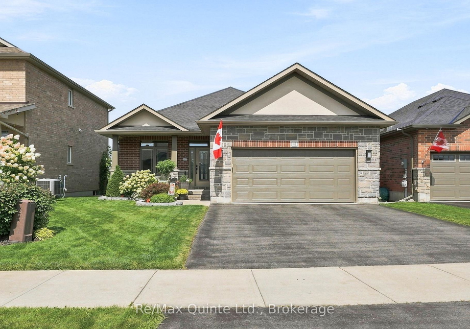 40-farmington-crescent-belleville-ontario-x13719492