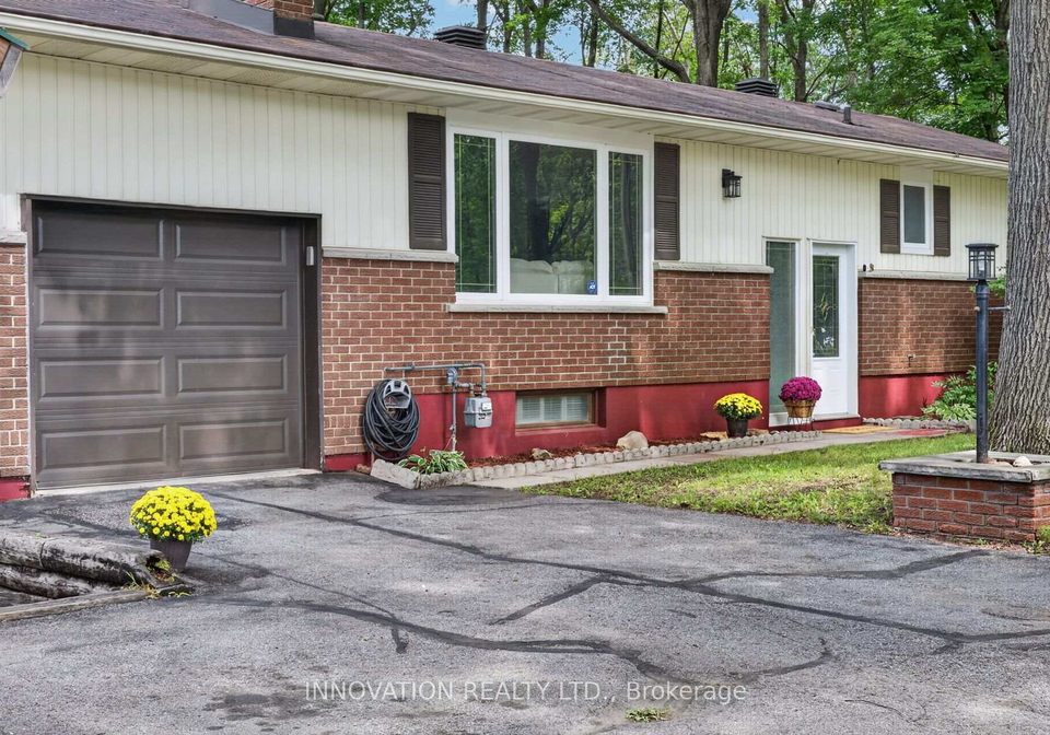 136-acorn-crescent-ottawa-ontario-x13719576