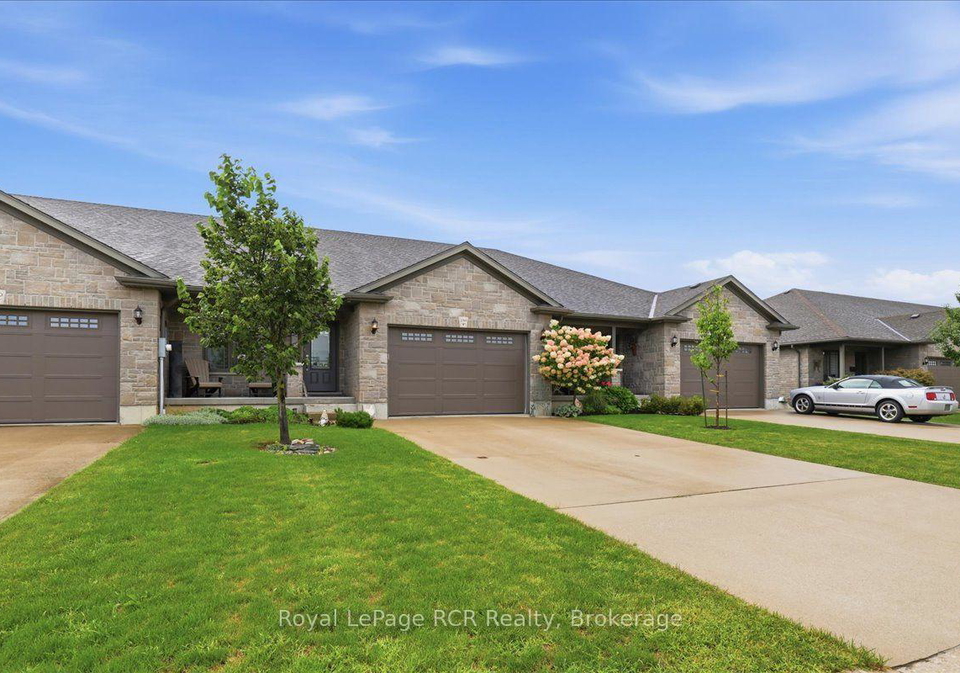250-krotz-street-e-north-perth-ontario-x13719930