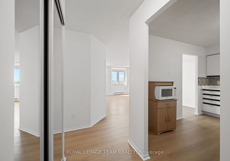 1025-grenon-avenue-ottawa-ontario-x13719998