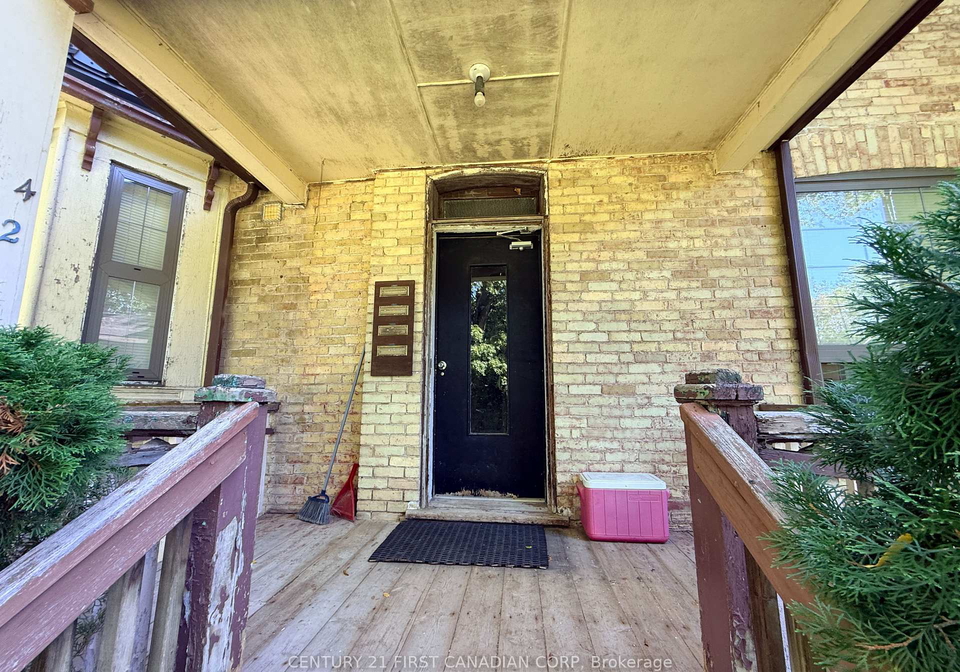 1-waverley-place-london-east-ontario-x13720042