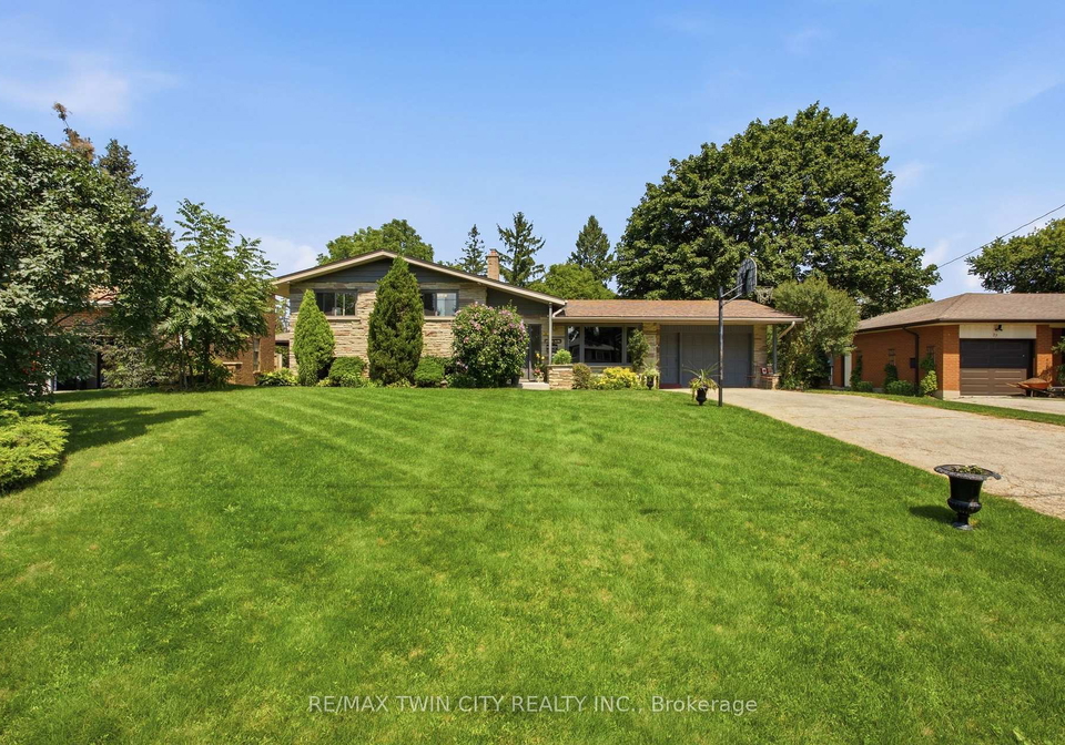 28-alice-crescent-wilmot-ontario-x13720184