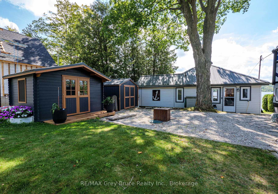 38-maple-drive-south-bruce-peninsula-ontario-x13720234