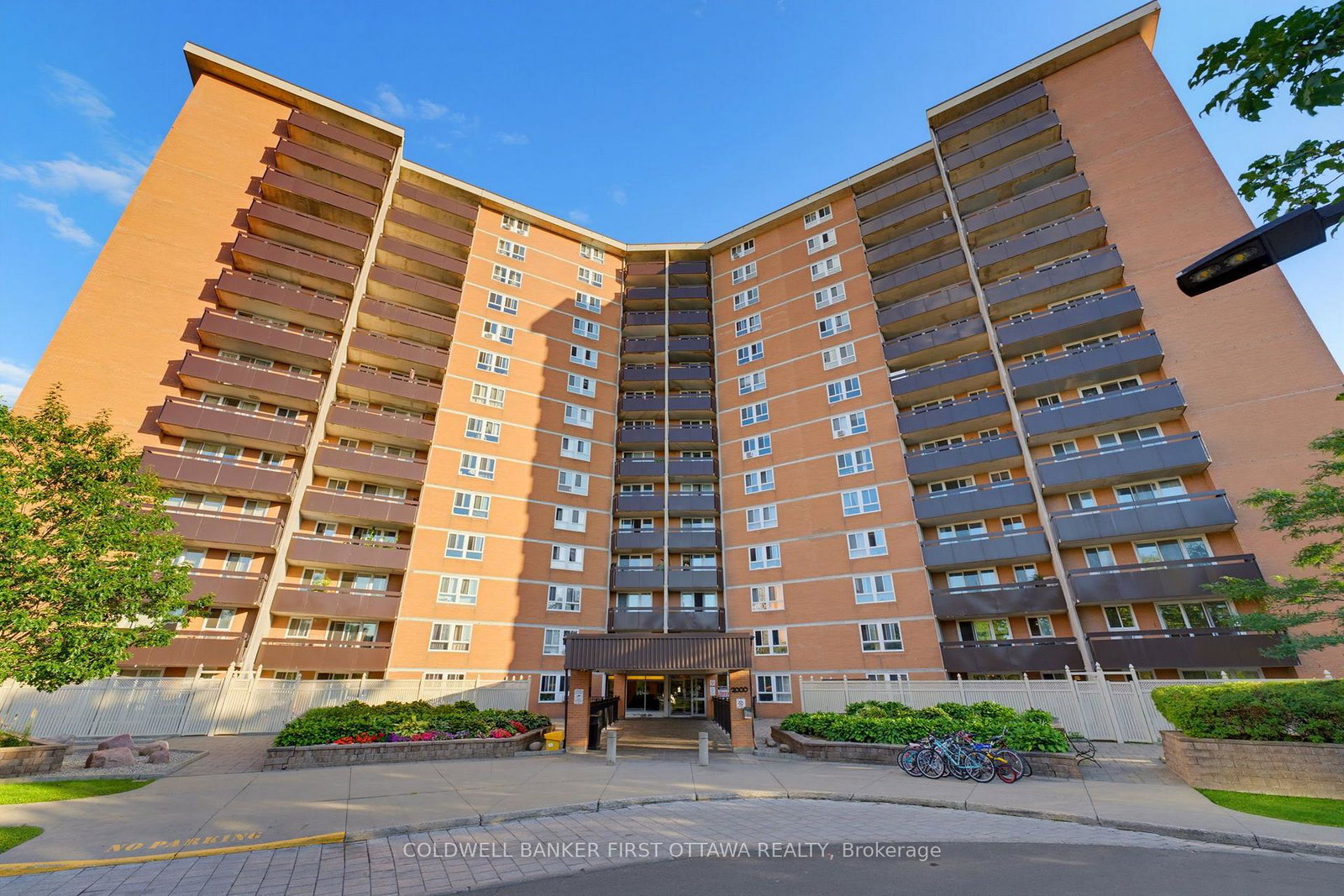 2000-jasmine-crescent-ottawa-ontario-x13720254