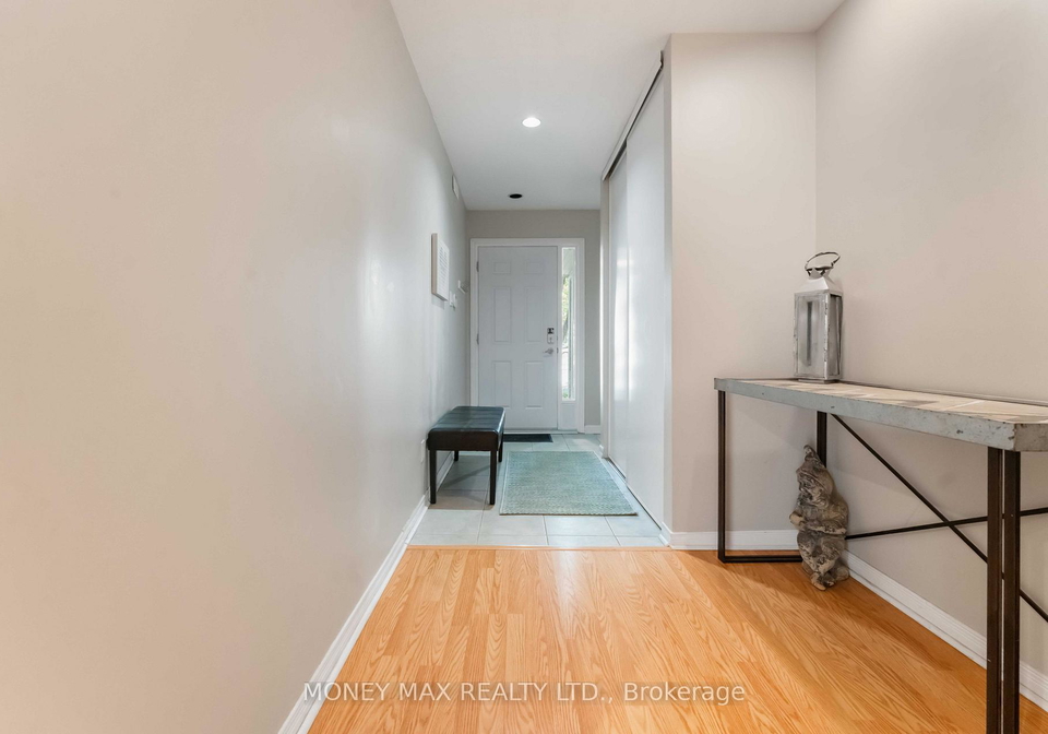 7-forsyth-lane-ottawa-ontario-x13720802