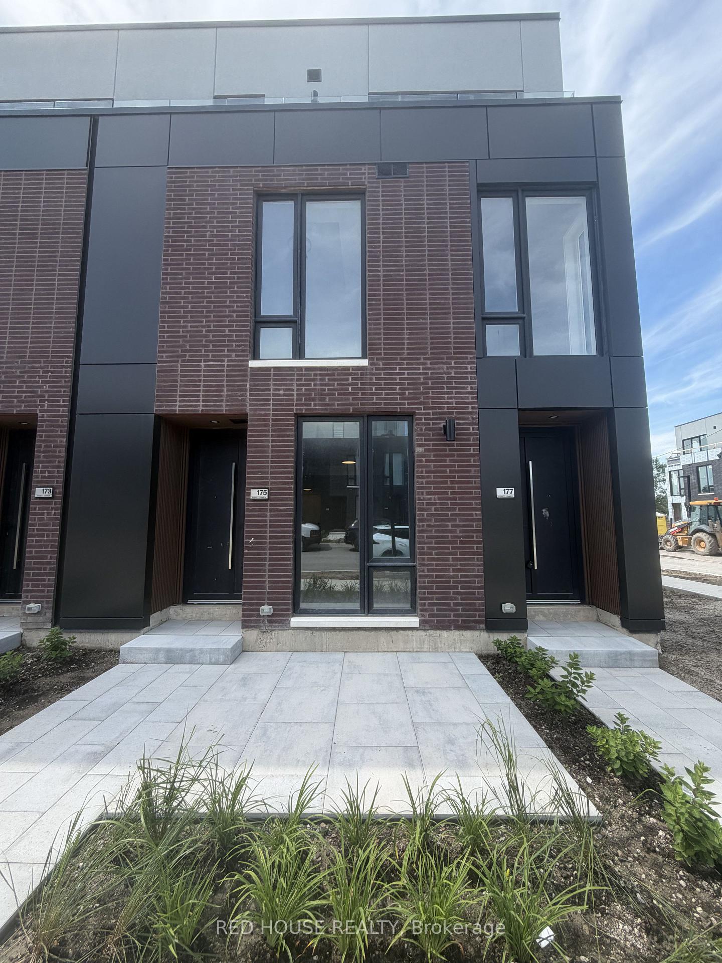 175-everett-common-st-catharines-ontario-x13720996