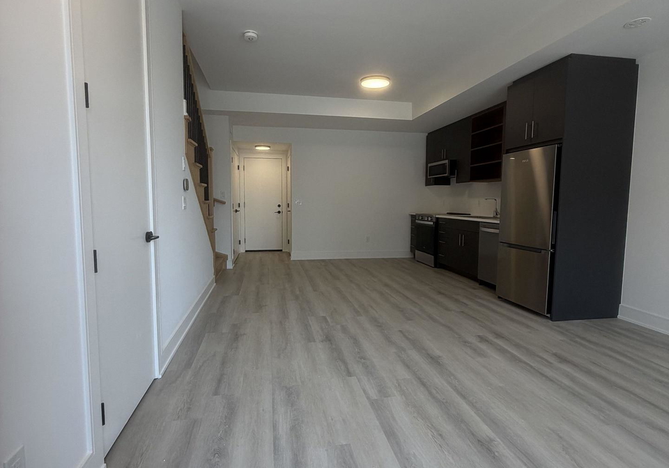 175-everett-common-st-catharines-ontario-x13720996