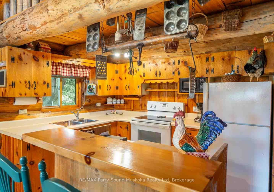 4-mary-street-magnetawan-ontario-x13721060