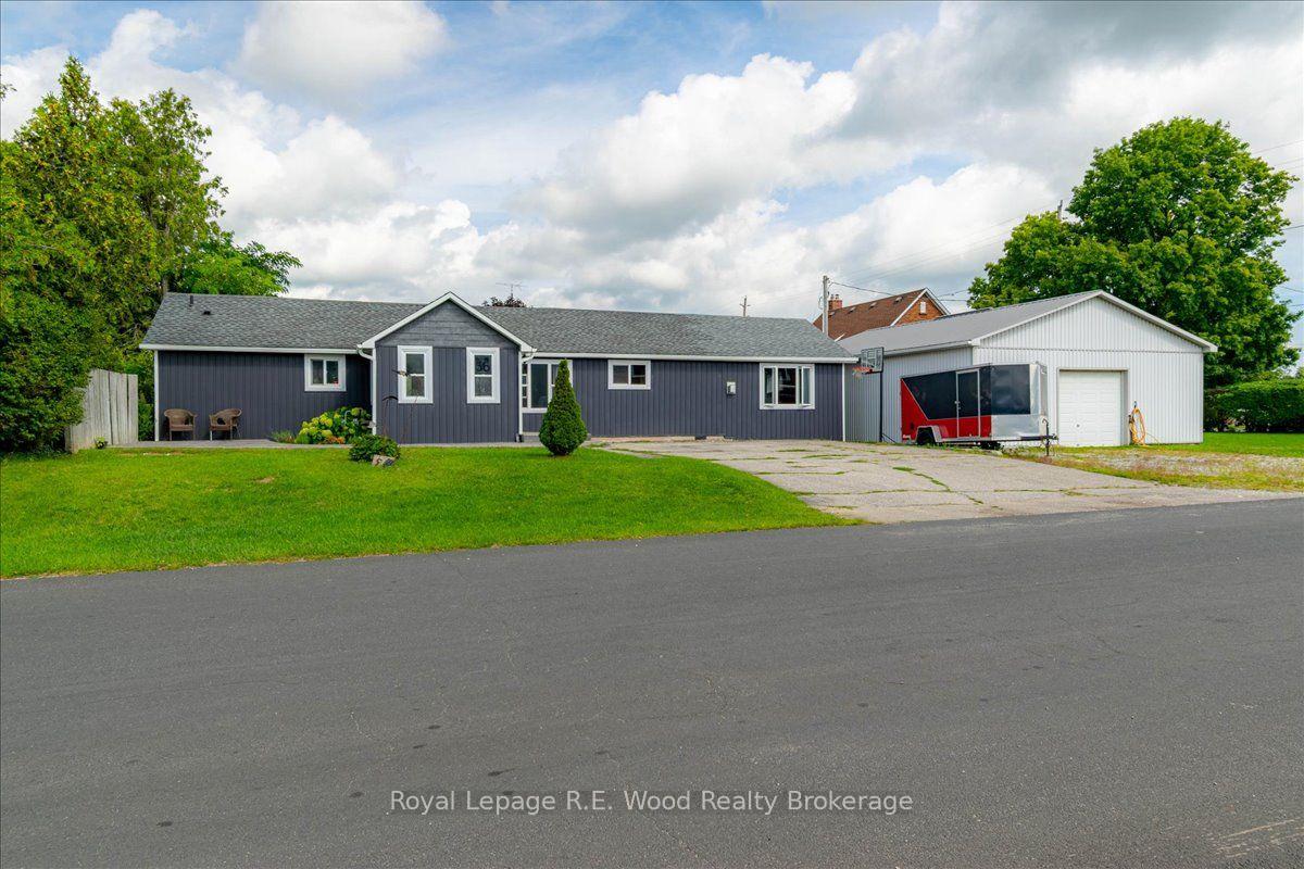 56-queen-street-norfolk-ontario-x13721128