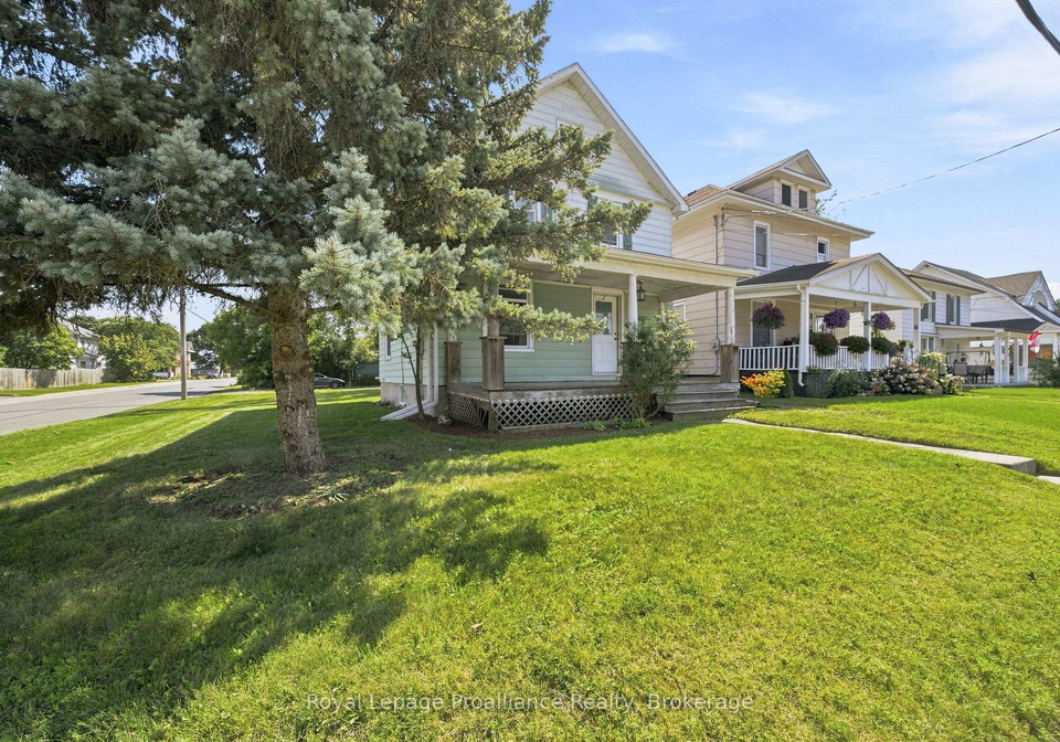 135-mcgill-street-quinte-west-ontario-x13721206
