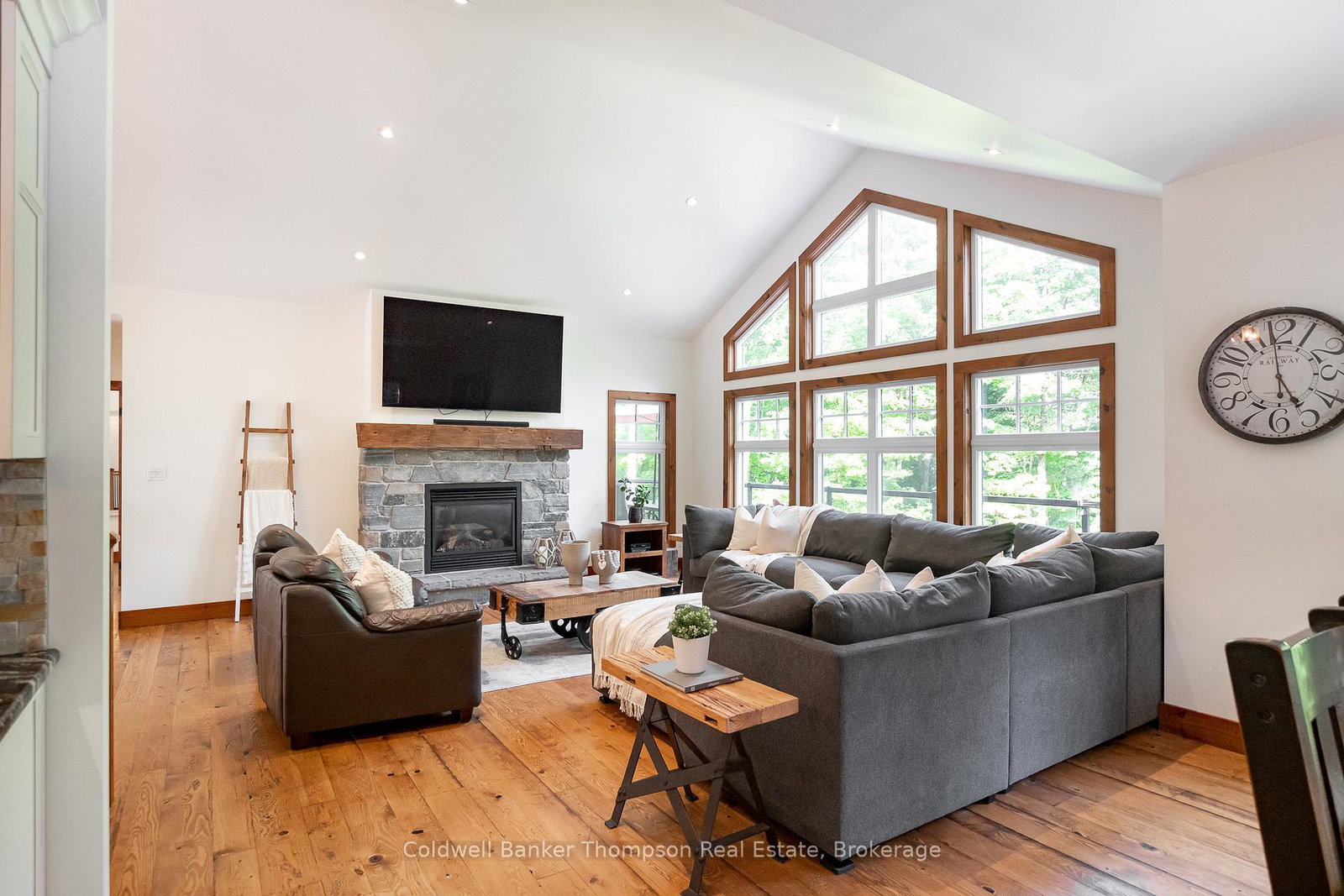 15-forest-hill-lane-huntsville-ontario-x13721290