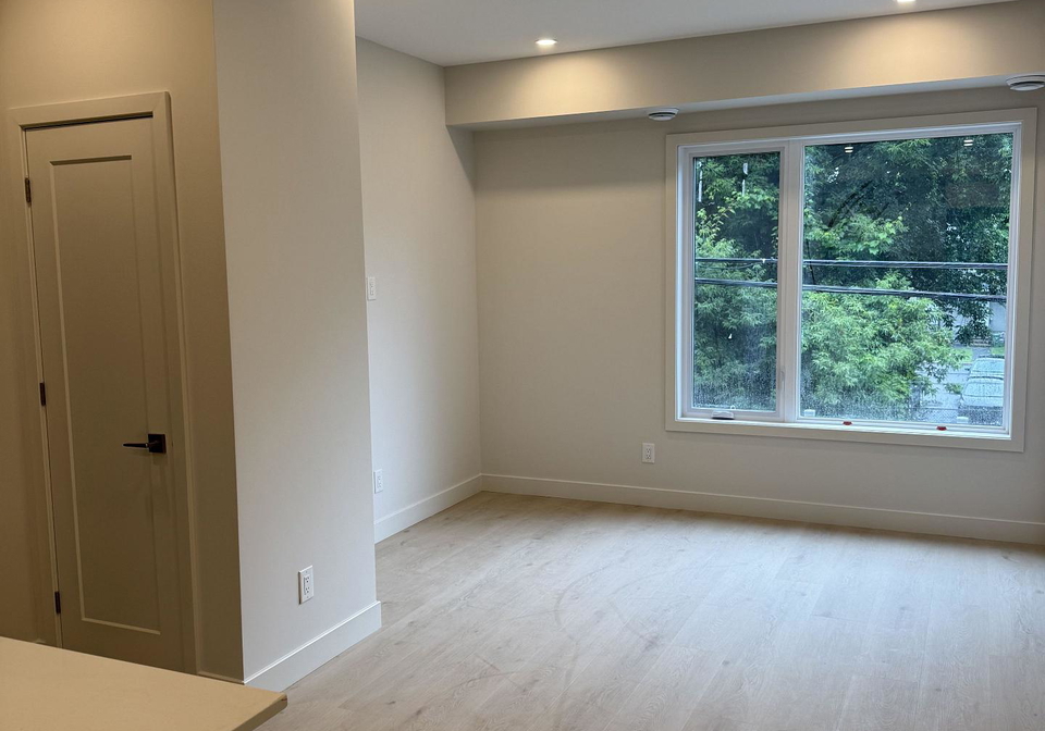 1301-dorchester-avenue-ottawa-ontario-x13721326