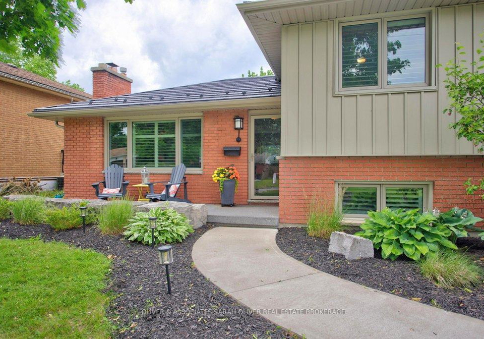 24-field-road-london-south-ontario-x13721342