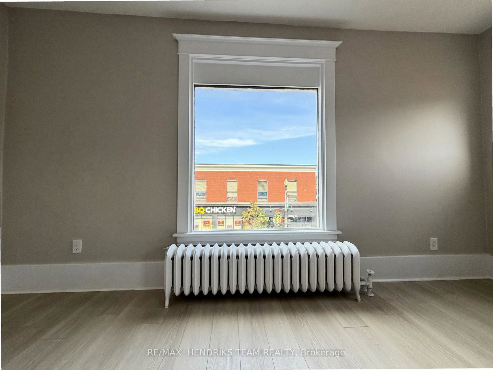 3-main-street-e-grimsby-ontario-x13721398