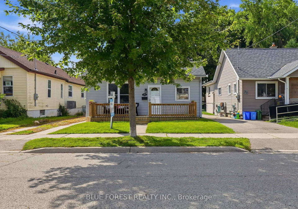 35-mackay-avenue-london-south-ontario-x13721452