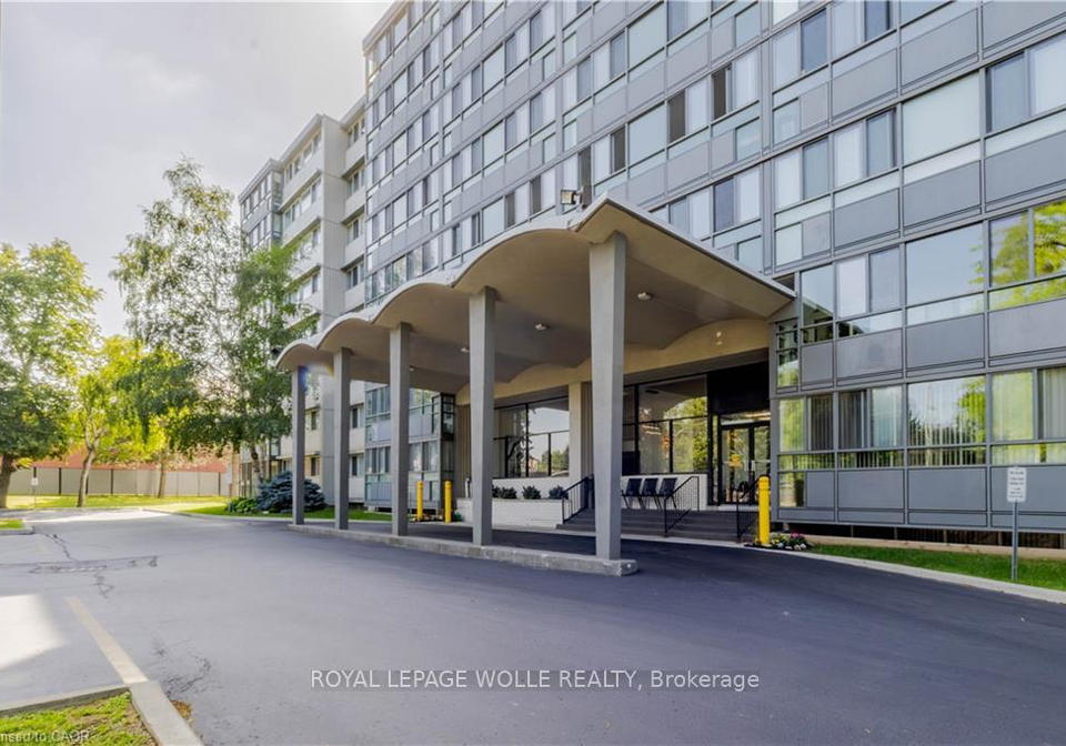 24-midland-drive-kitchener-ontario-x13721628